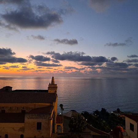 Tithouse Tropea Apartment ภายนอก รูปภาพ